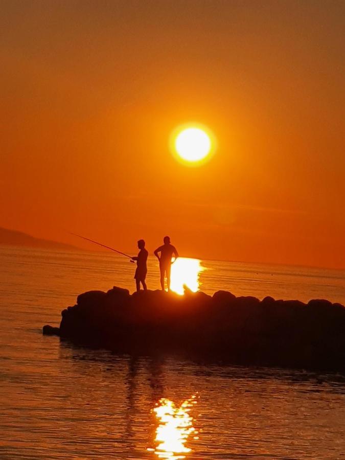 Divi Sunset View Apartma *